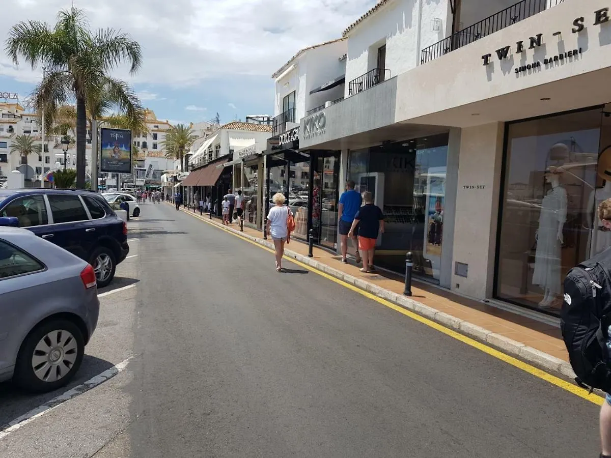 מארבלה Edificio Comunidad De Propietarios Ribera Del Puerto Banos 0*,  ספרד